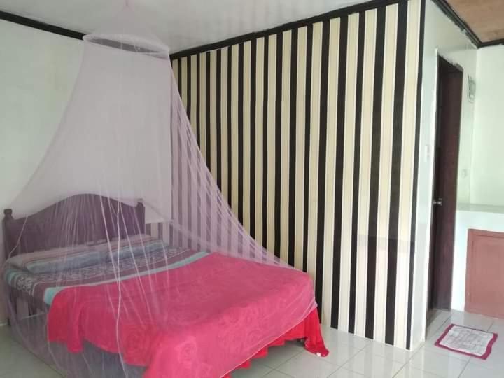 سابانغ Why Not Restobar Cottages المظهر الخارجي الصورة